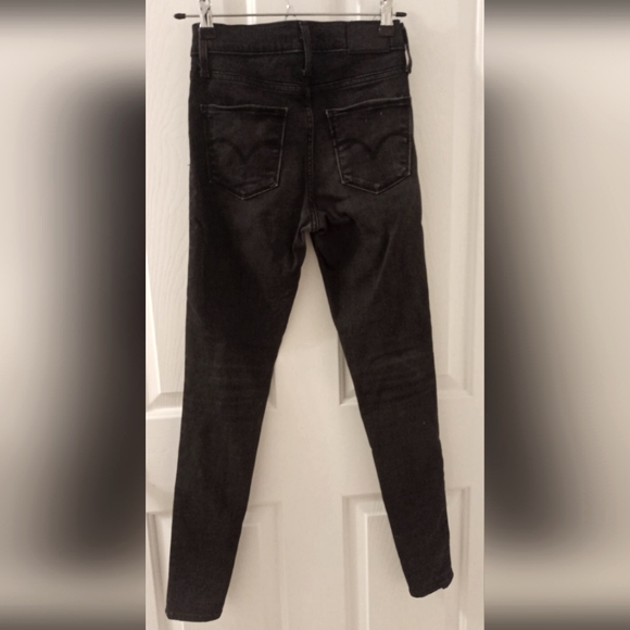 Levi's 720 High Rise Super Skinny Jeans - Picture 5 of 7
